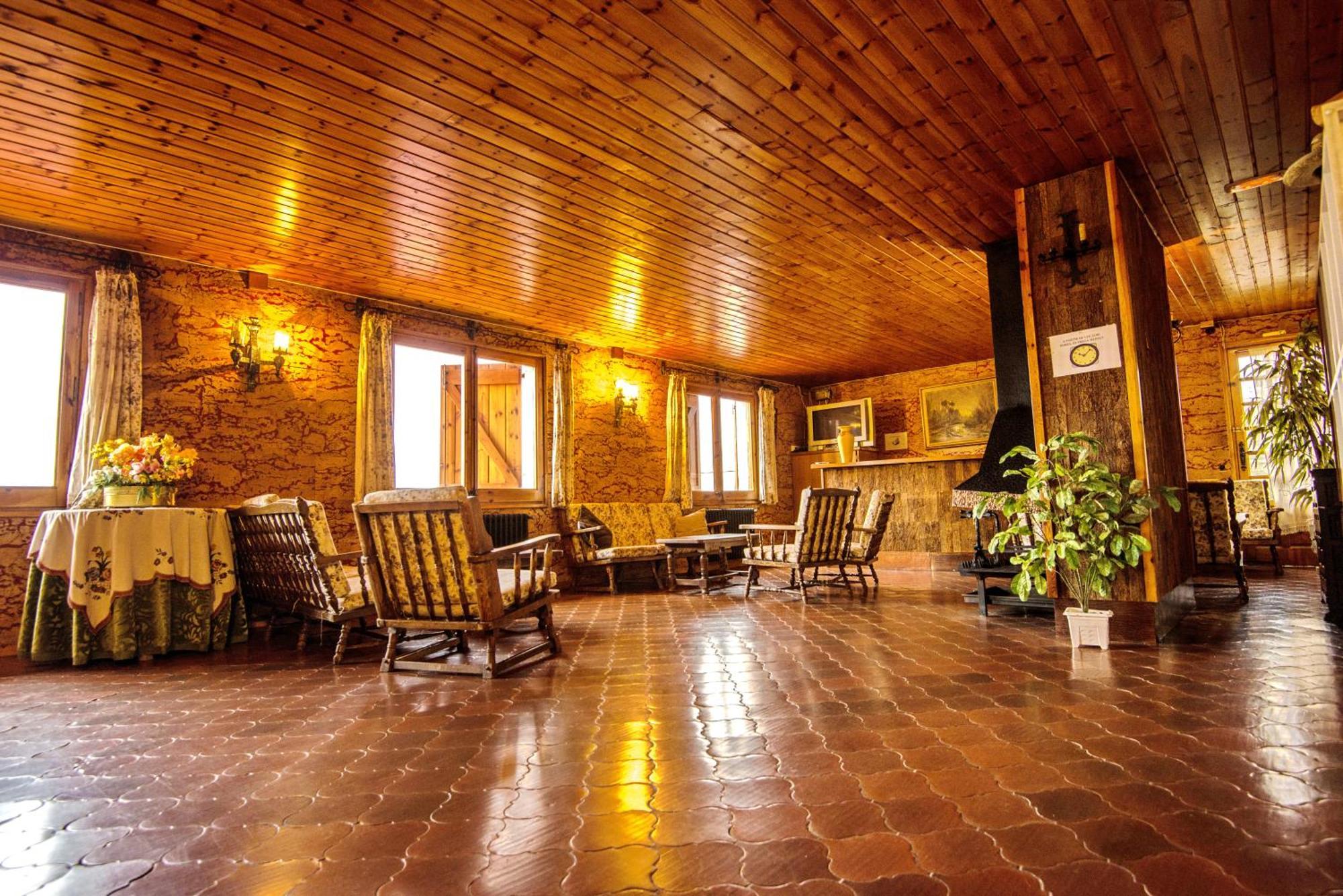 Hotel Terralta Campelles Екстериор снимка